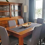 Encantadora Casa Con Amarra Y Piscina Privada - Hisp-288-70 *