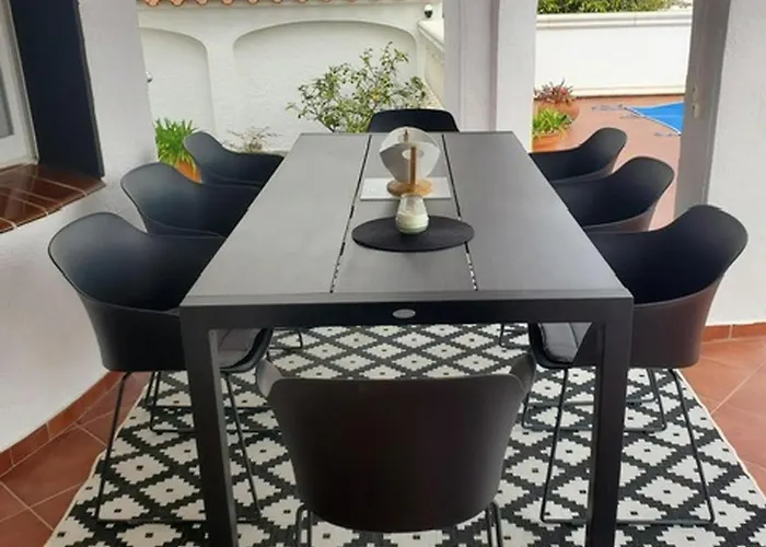 Casa de Férias Encantadora Casa Con Amarra Y Piscina Privada - Hisp-288-70 Empuriabrava