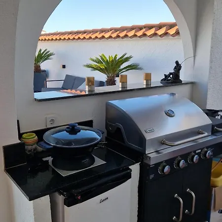 Encantadora Casa Con Amarra Y Piscina Privada - Hisp-288-70 ヴィラ エンプリアブラバ